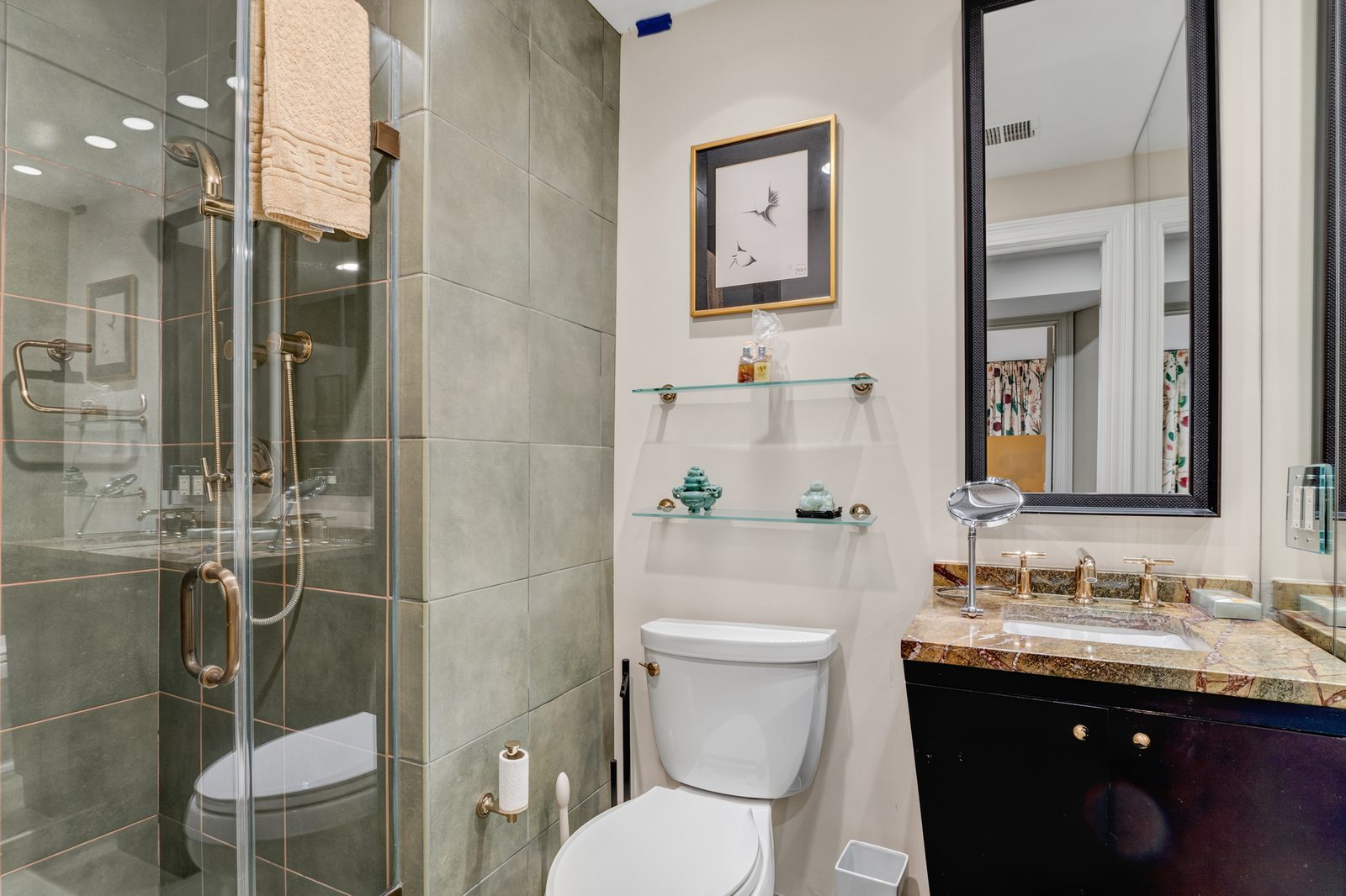 Furnished Executive Suite in Falls Church City — photo 4