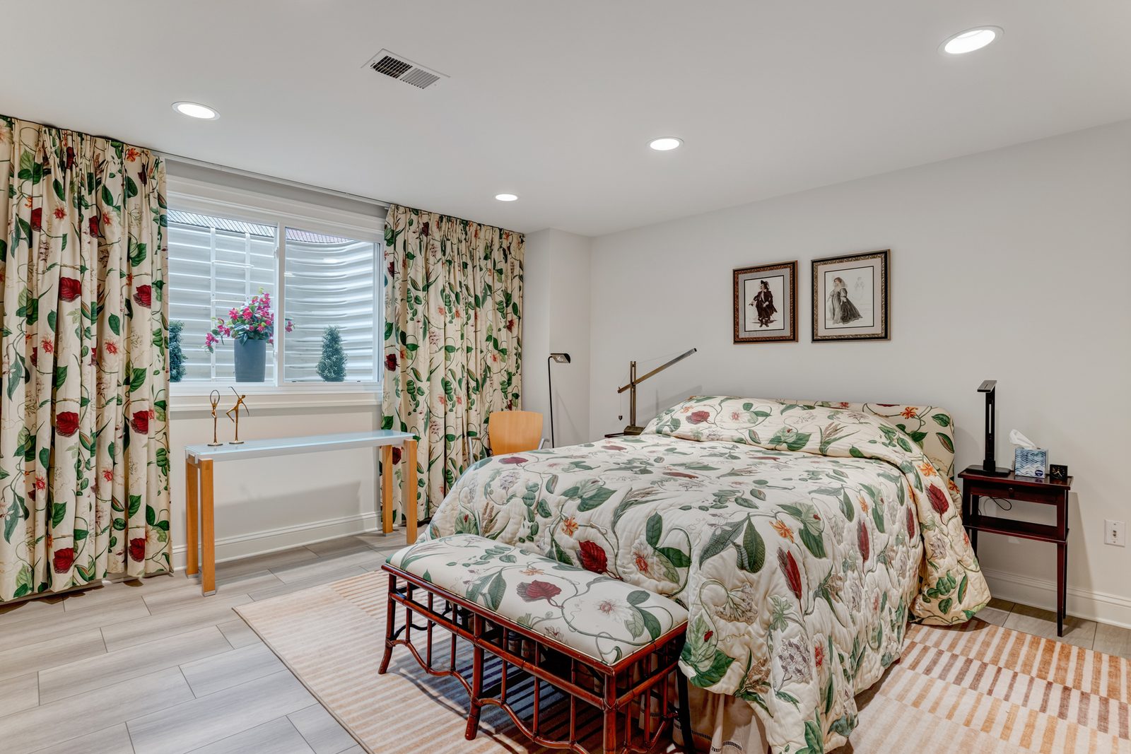 Furnished Executive Suite in Falls Church City — photo 2