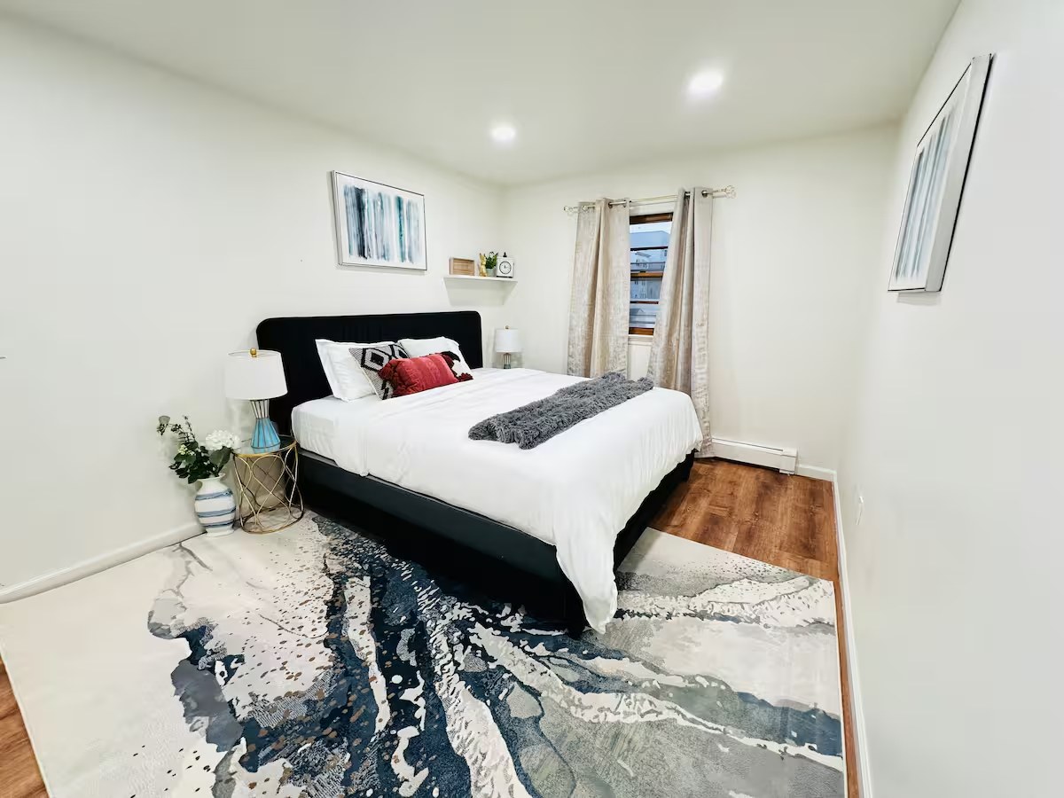 Architect-Designed 3BR Townhome in Jersey City — photo 6