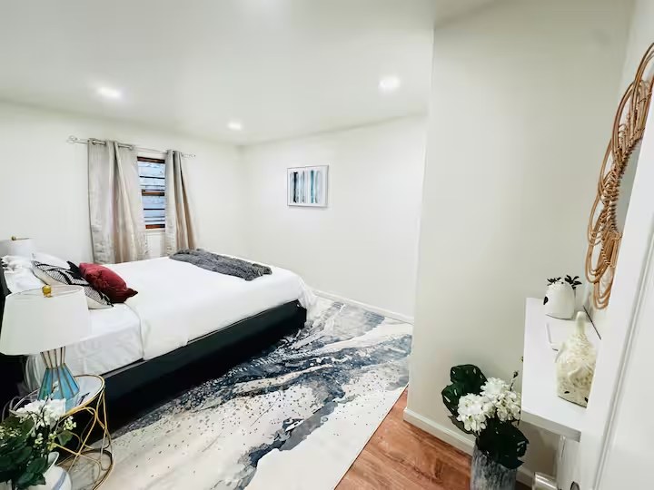 Architect-Designed 3BR Townhome in Jersey City — photo 11