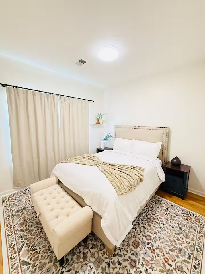 Designer 5BR Townhome Near Journal Square — photo 9