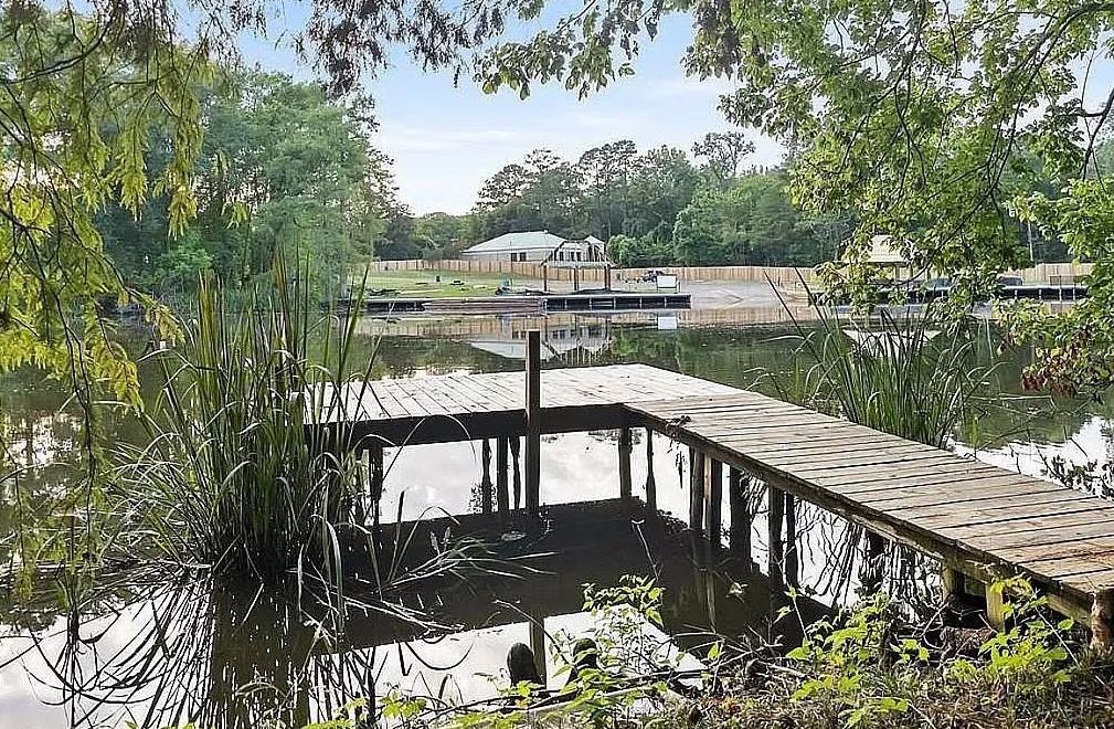 Renovated 4BR Riverfront Home on Cane River — photo 16